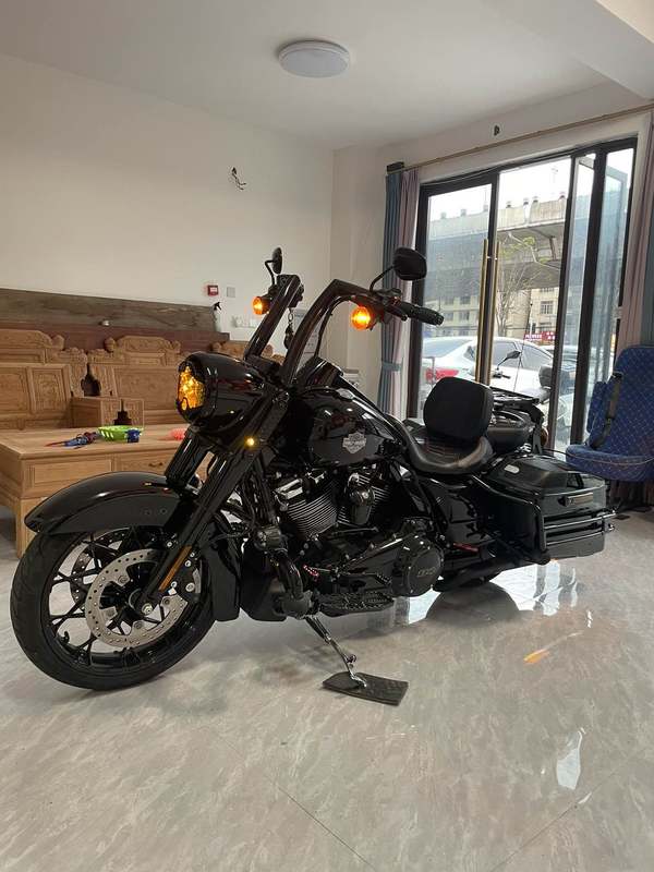二手哈雷戴维森路王定制版 Road King Special