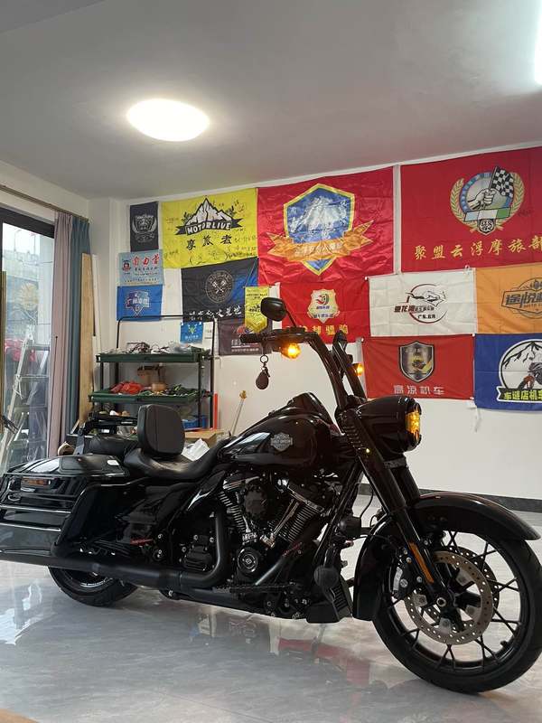 二手哈雷戴维森路王定制版 Road King Special