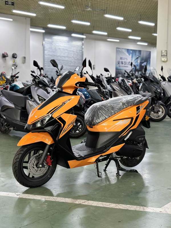 二手五羊本田NWX125