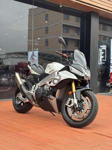 二手阿普利亚Tuono V4