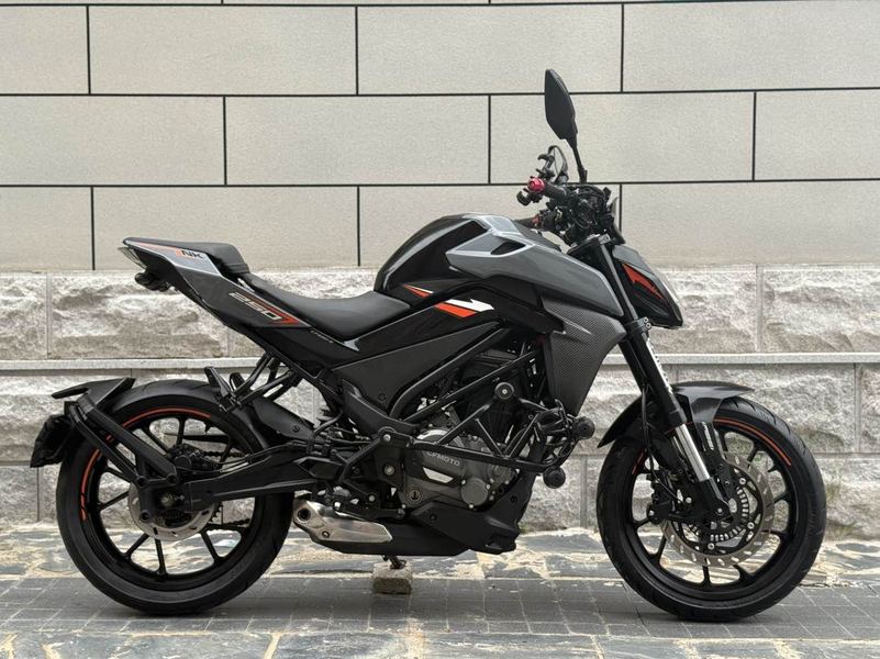 二手春风250NK