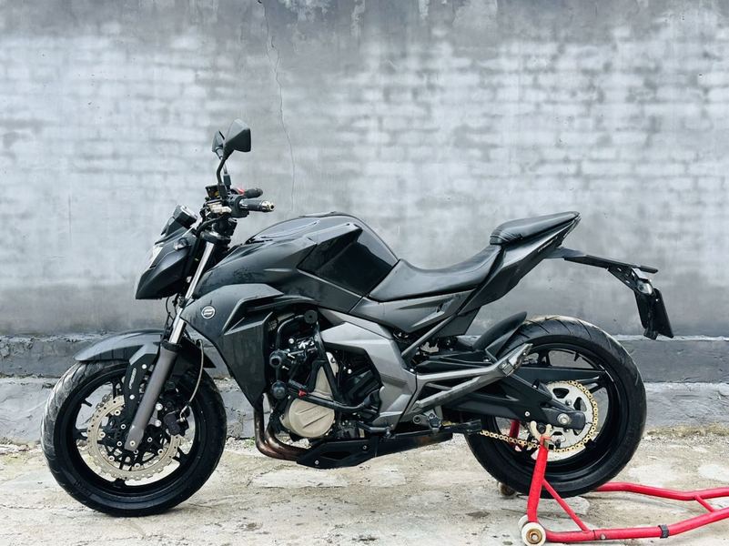 二手春风650NK