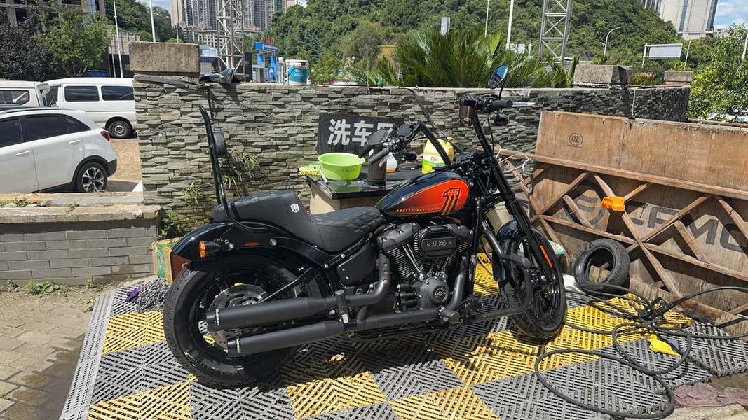二手哈雷戴维森街霸 Street Bob
