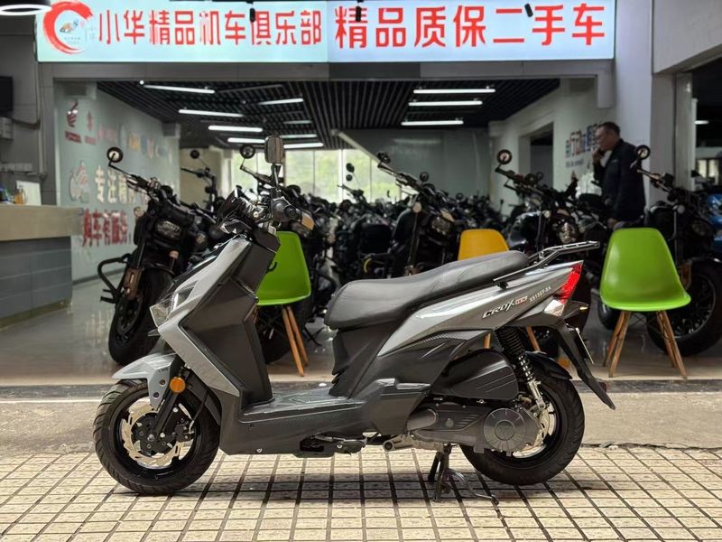 二手三阳小钢侠 CROX