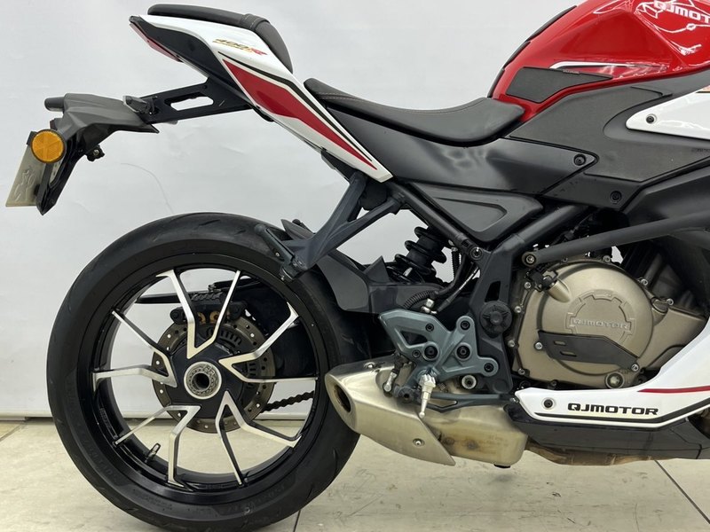 二手QJMOTOR赛400