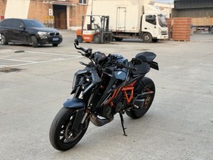 二手KTMR2R1290 Super Duke