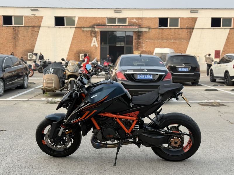二手KTMR2R1290 Super Duke
