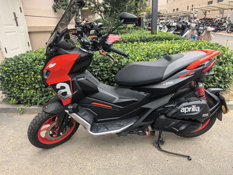 二手阿普利亚SR GT 200