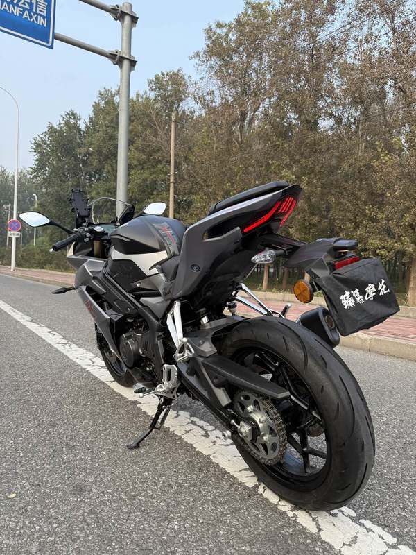 二手贝纳利龙卷风 Tornado 302R