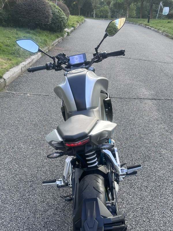 二手春风250NK