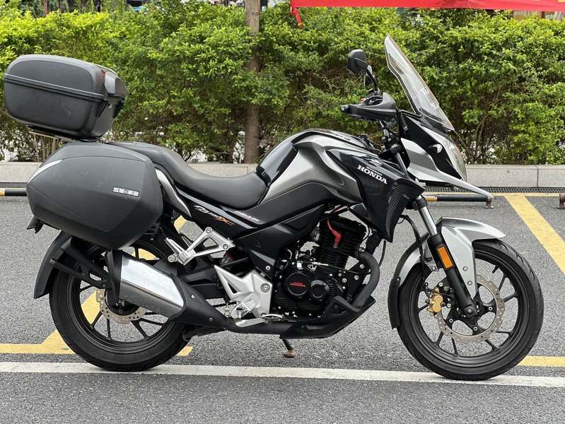 二手五羊本田猛鸷 CB190X