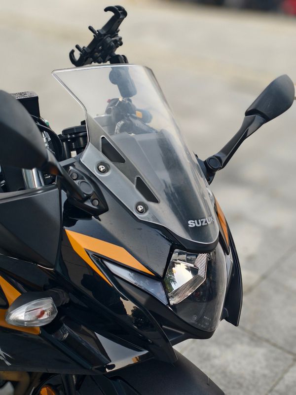 二手豪爵铃木GSX250R