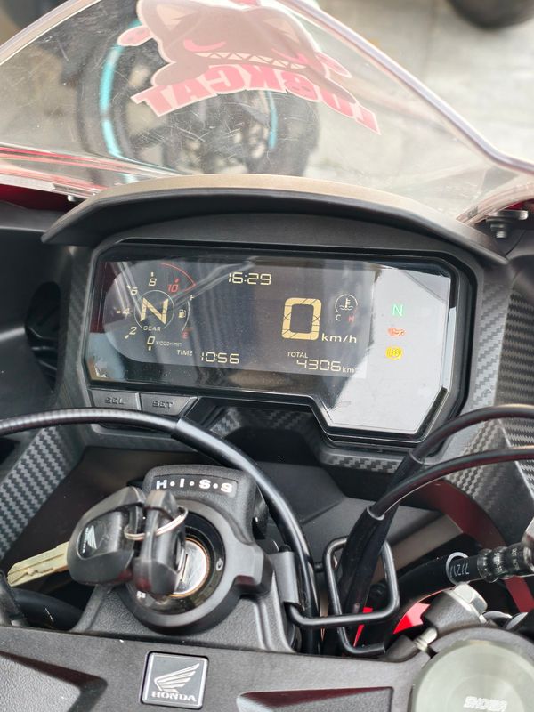 二手本田CBR500R