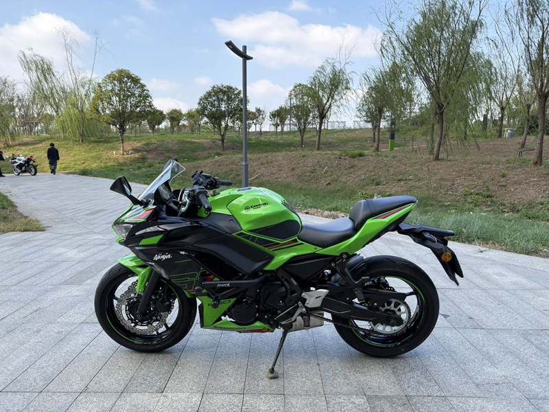 二手川崎Ninja 650 