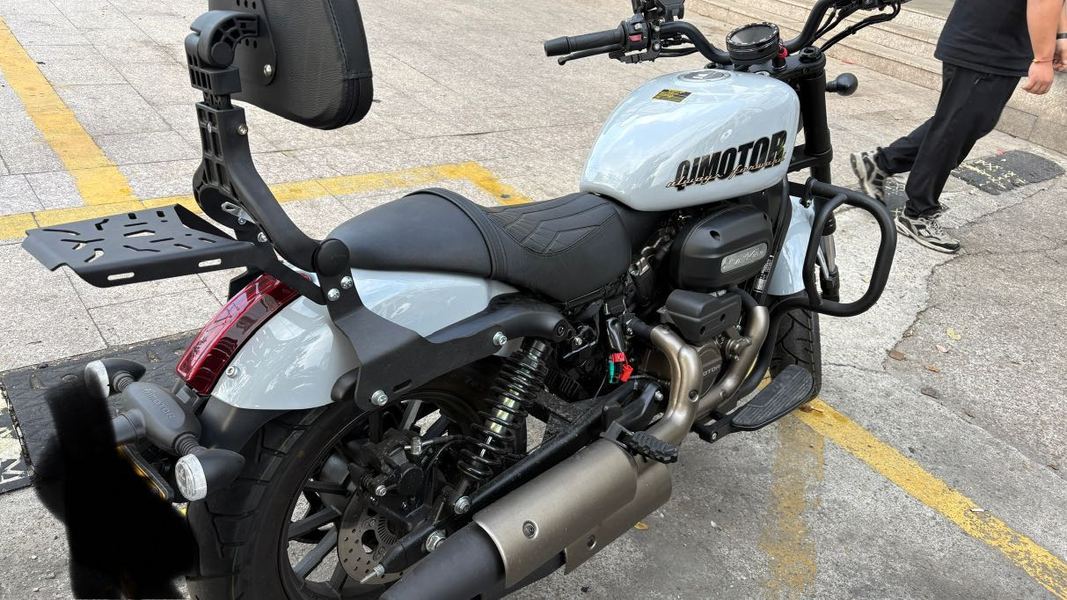 二手QJMOTOR闪300