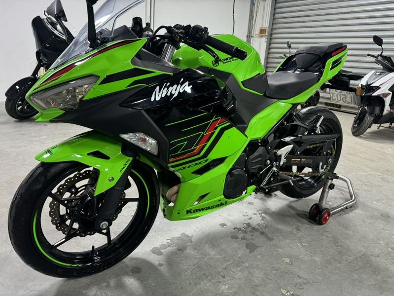 二手川崎Ninja 400
