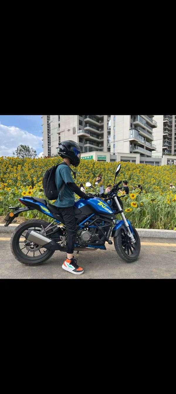 二手贝纳利小黄龙 TNT25