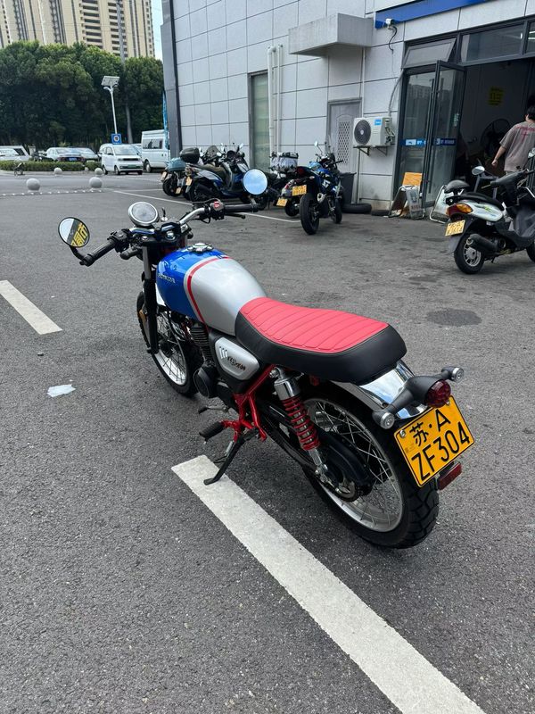 二手五羊本田CG125