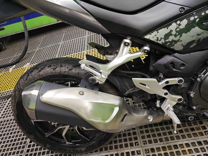 二手贝纳利龙卷风 Tornado 402R