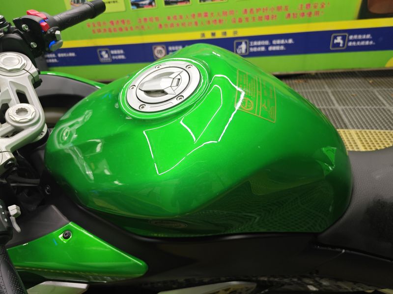 二手贝纳利龙卷风 Tornado 402R