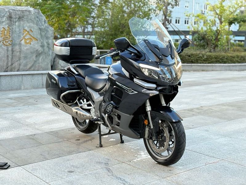 二手贝纳利1200GT