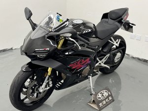 二手张雪机车500RR