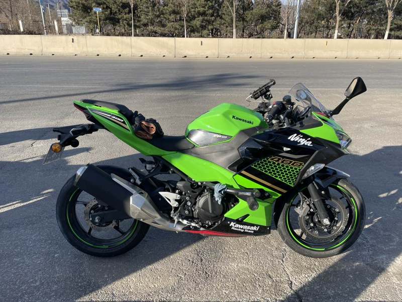 二手川崎Ninja 400