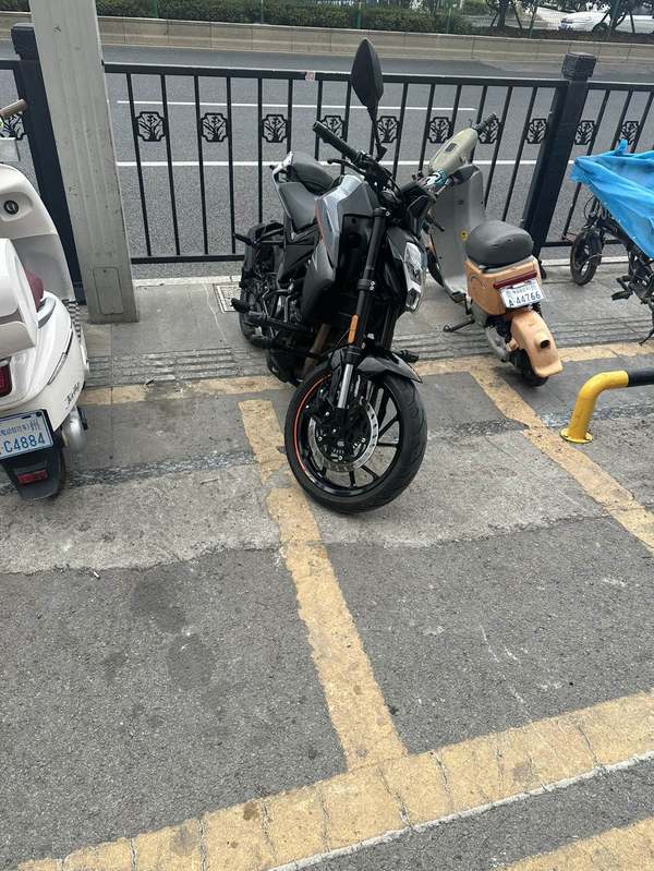 二手春风250NK