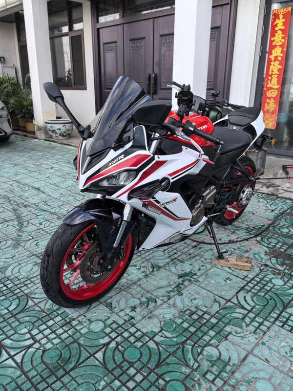 二手QJMOTOR赛400