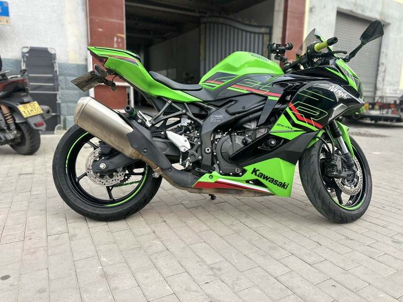 二手川崎ZX-4R