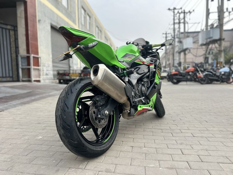 二手川崎ZX-4R