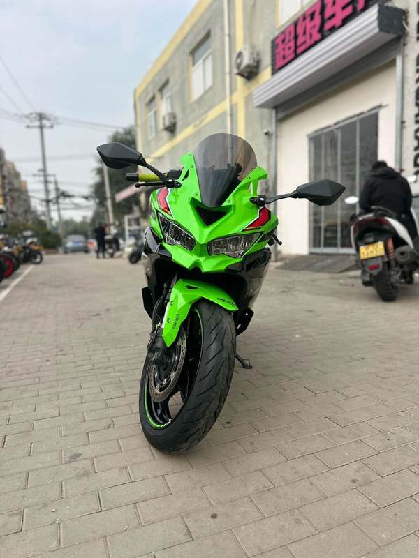 二手川崎ZX-4R