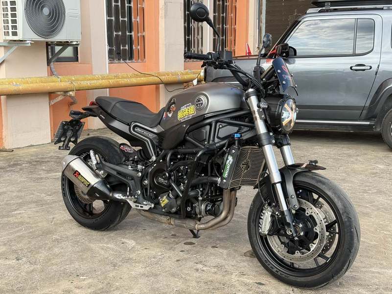 二手贝纳利幼狮 Leoncino 800