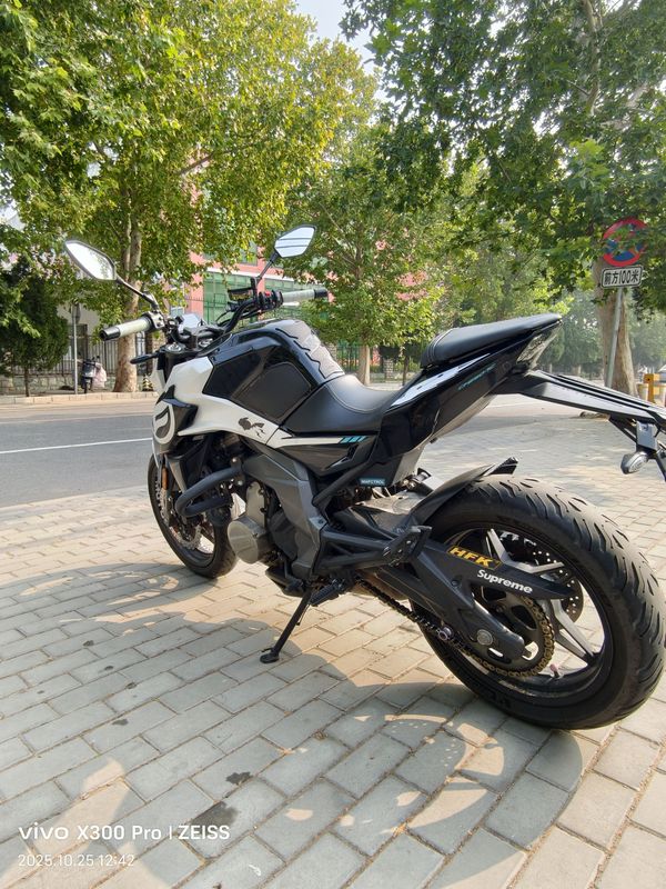 二手春风650NK