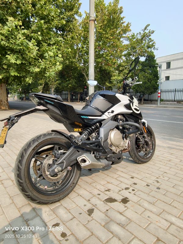 二手春风650NK