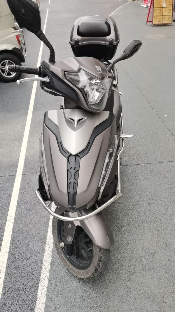 二手豪爵USR125 