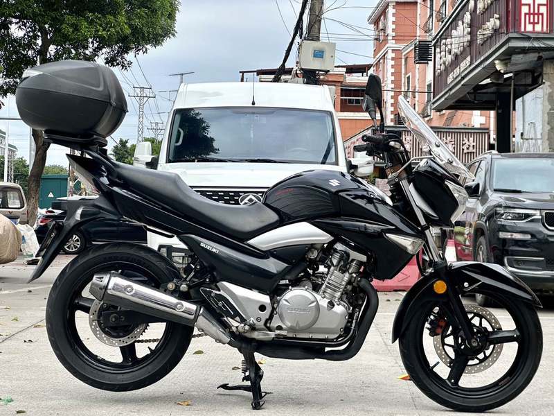 二手豪爵铃木骊驰 GW250