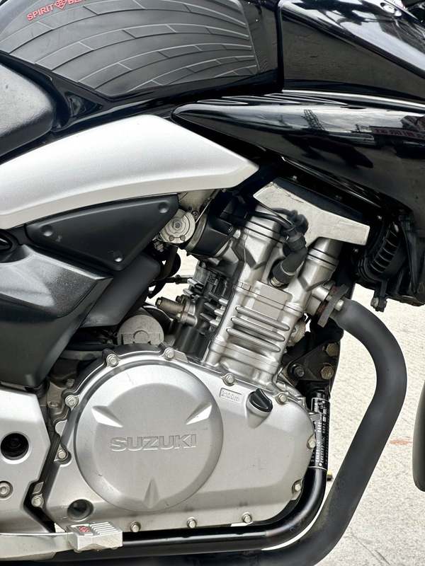 二手豪爵铃木骊驰 GW250