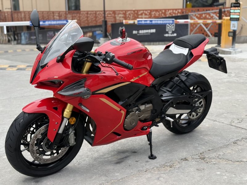 二手QJMOTOR赛600