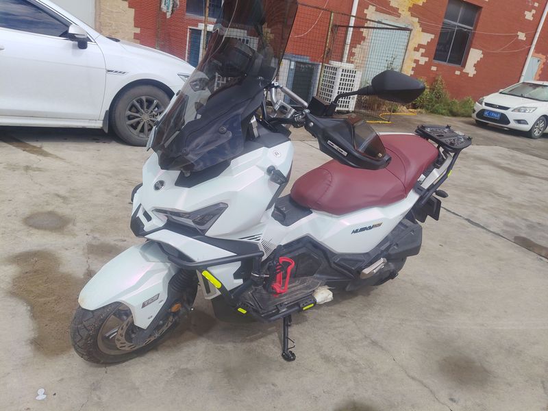 二手三阳哈士奇 Husky ADV150