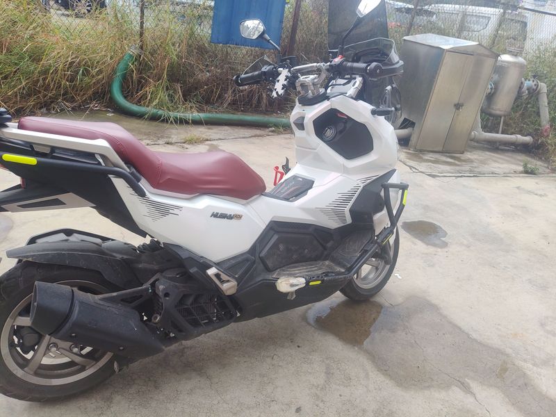 二手三阳哈士奇 Husky ADV150