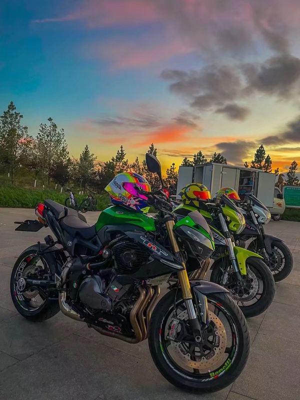 二手贝纳利TNT899