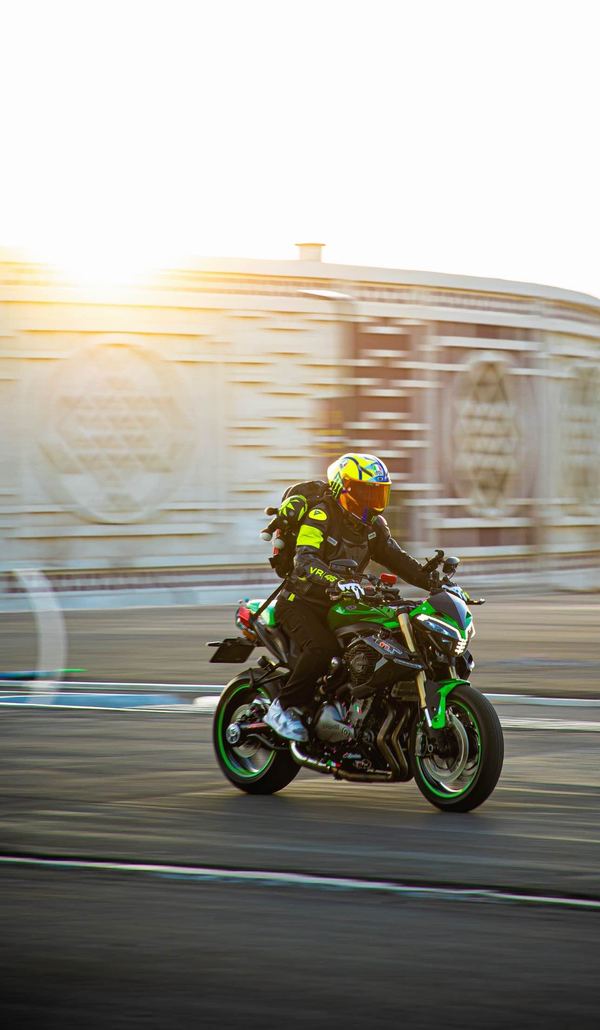 二手贝纳利TNT899