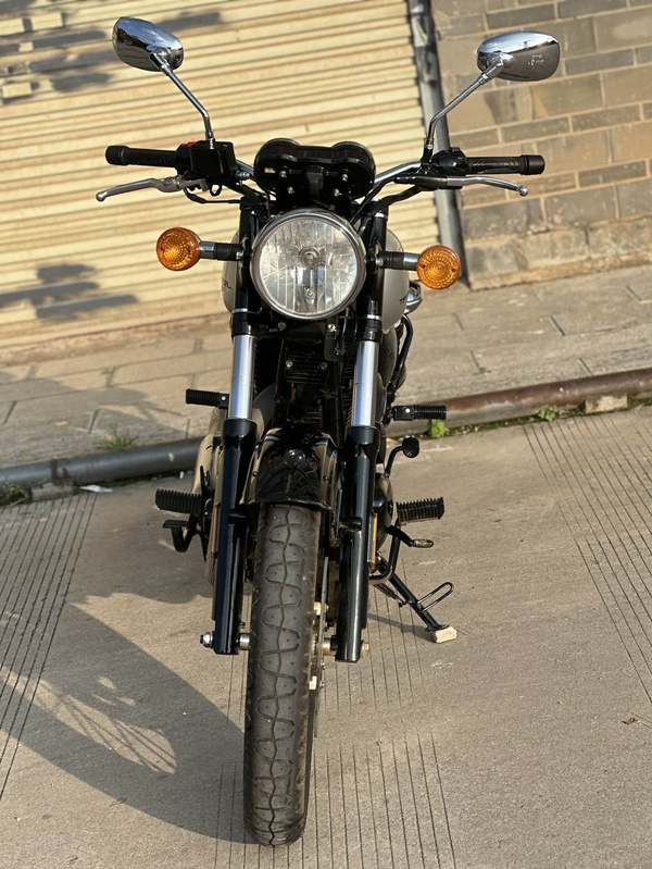 二手贝纳利帝国 imperiale 400