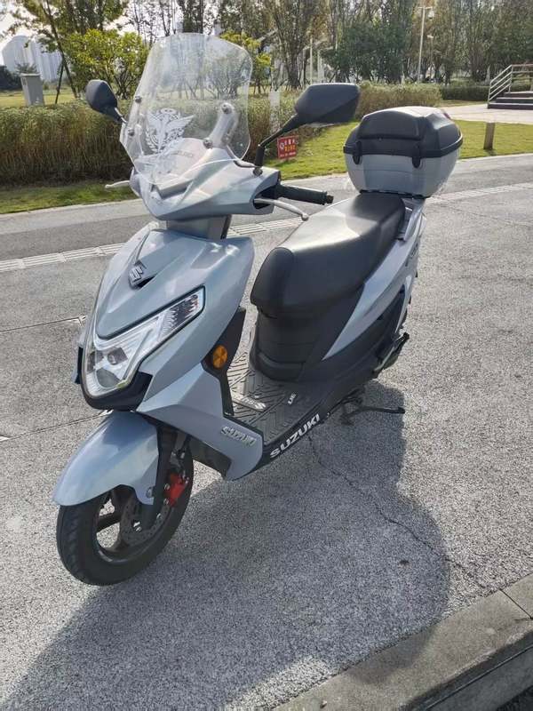 二手济南铃木优驿 UE125T