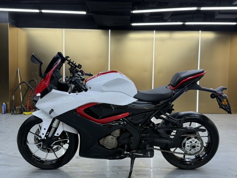 二手QJMOTOR赛250