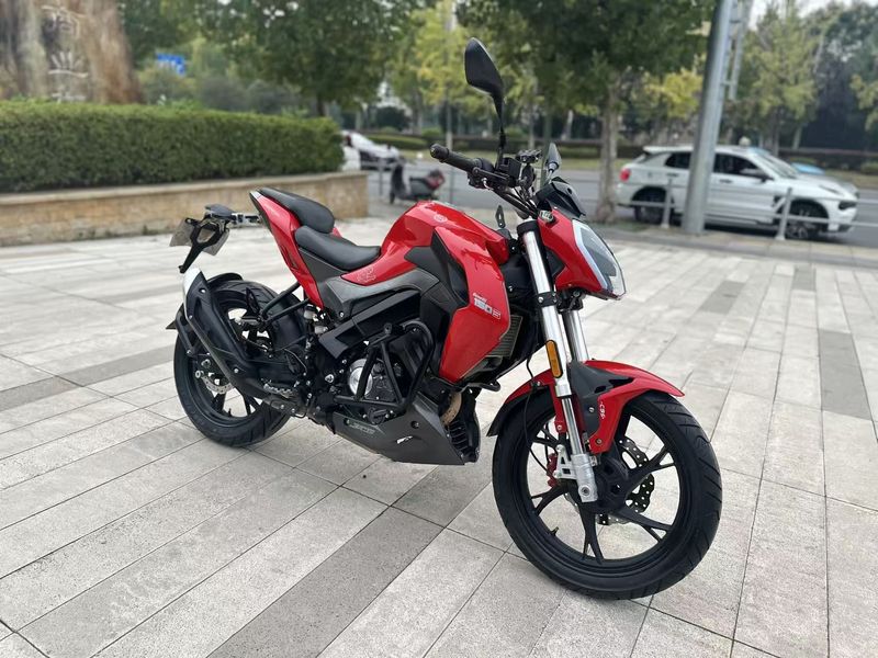 二手贝纳利小迅龙 BN150S