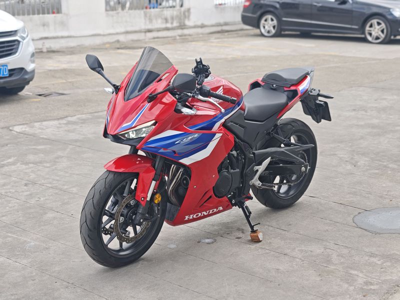 二手本田CBR400R