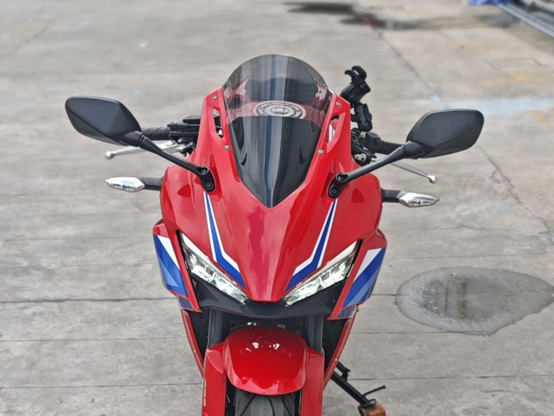 二手本田CBR400R