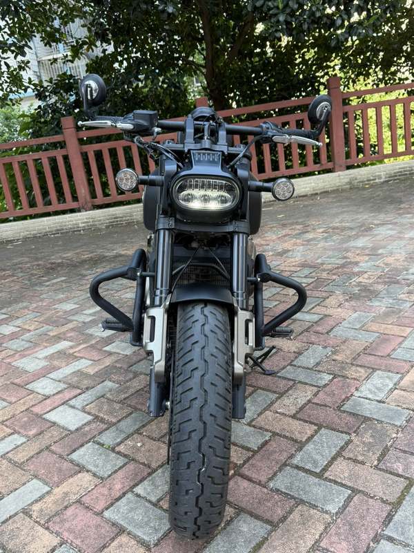 二手QJMOTOR闪600